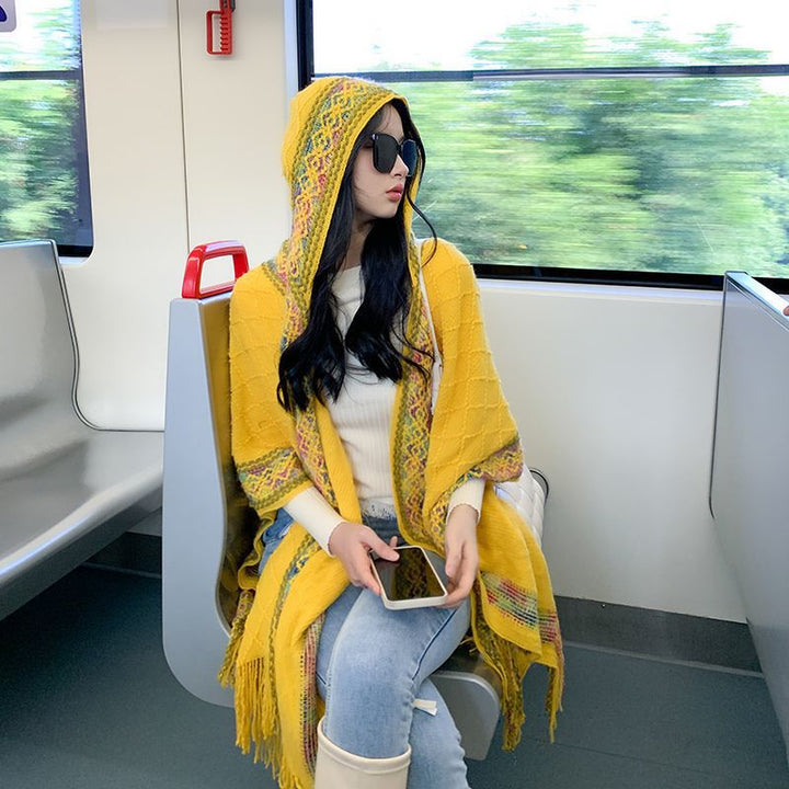 Damen Gewebter Kapuzenponcho mit Fransen und Ethno‑Bordüre – Avérine