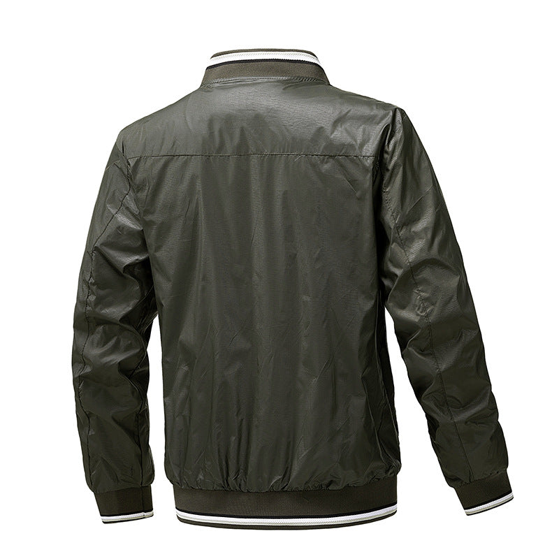 Herren Leichte wasserabweisende Kapuzen‑Windjacke mit Thermofutter & Brusttasche Echoarchiv
