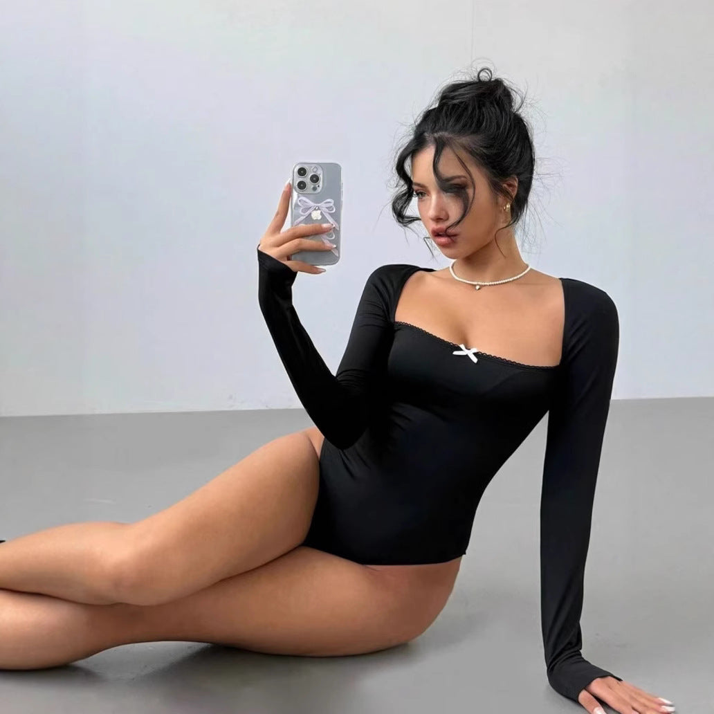 Damen Figurbetontes Langarm-Body mit elegantem Ausschnitt Echo Archiv