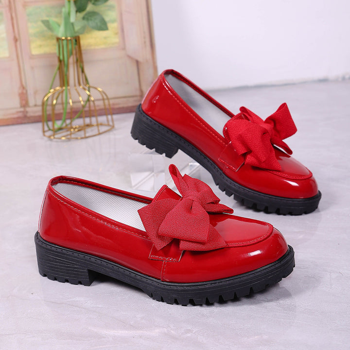 Damen Plateau-Loafer aus Lackimitat mit profilierter Gummisohle und Zierschleife – Lioré