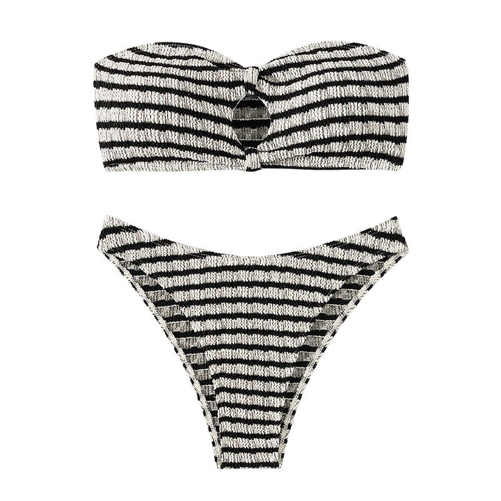 Damen Bandeau-Bikini mit trendy Ausschnitt Echo Archiv
