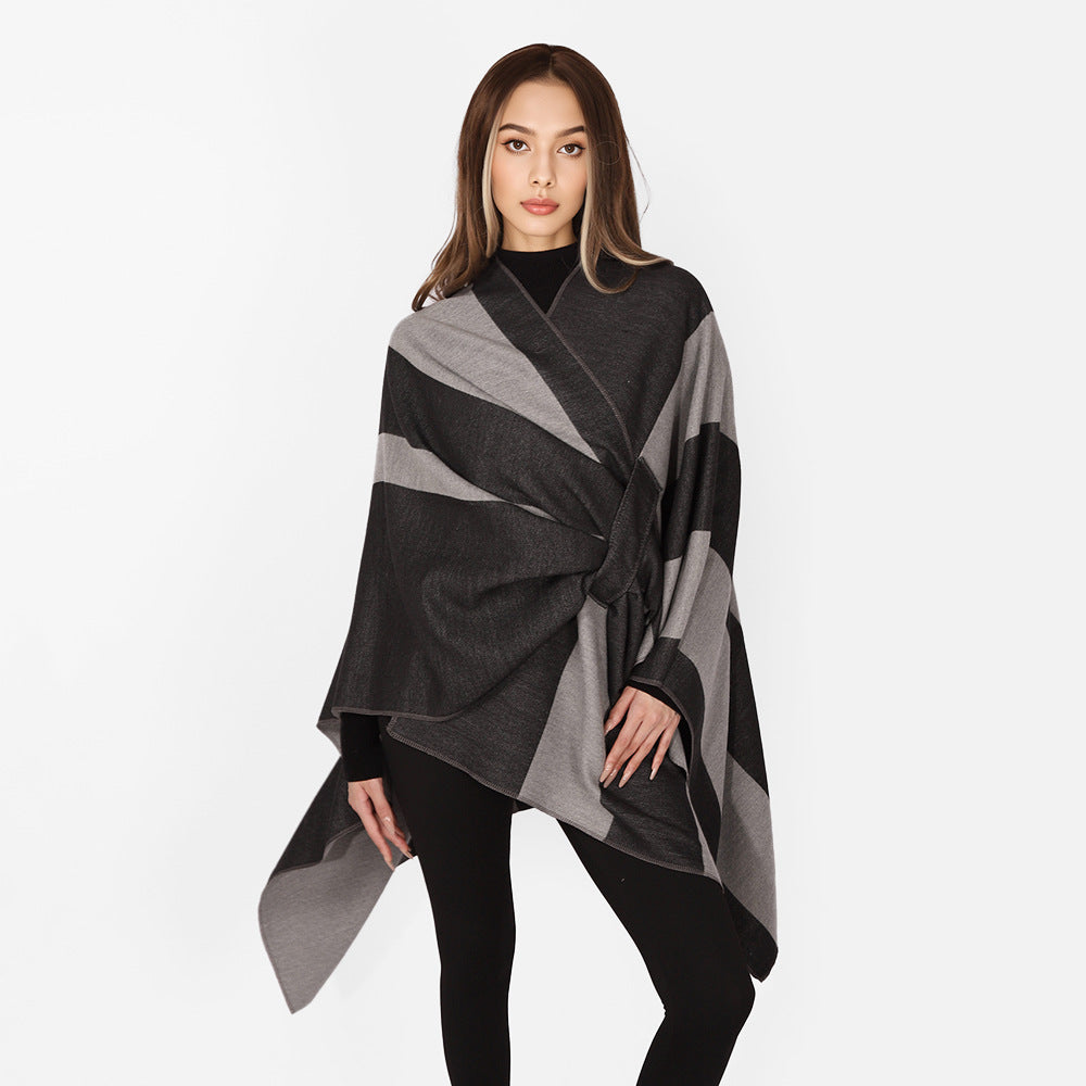 Damen Wickel‑Cape mit breitem Streifenmuster und Bindegürtel – Avérine