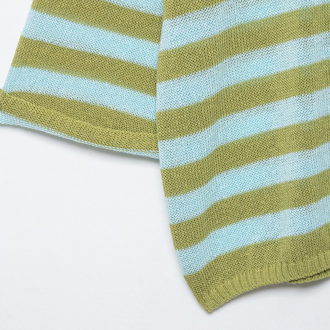 Damen Leichter gestreifter Strick-Poncho mit weitem Kurzarm und U-Boot-Ausschnitt Echoarchiv