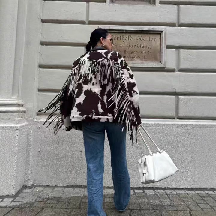 Damen Teddy-Truckerjacke mit Kuhfleckenmuster und Kunstlederkragen Echo Archiv