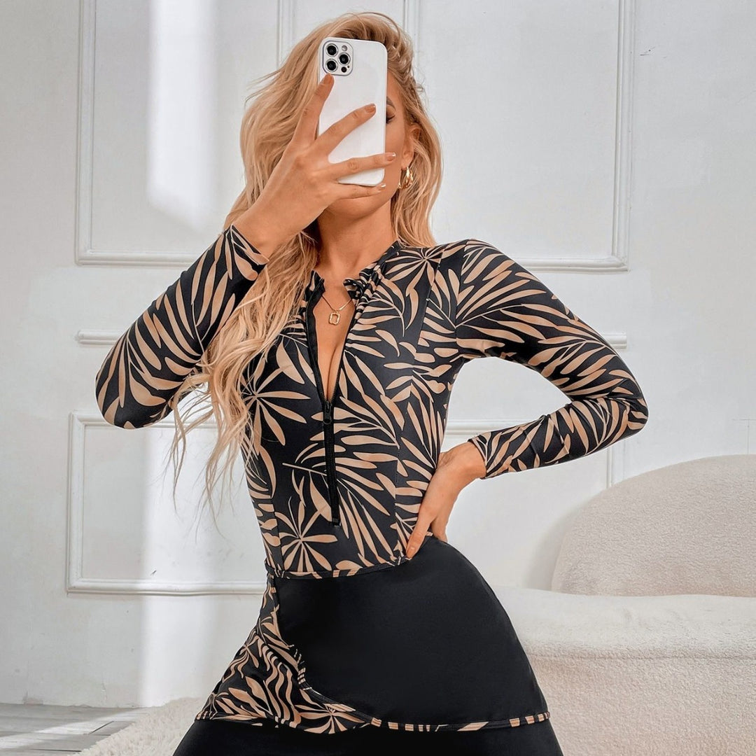 Damen Sportlicher Langarm-Badeanzug mit floralem Muster Echo Archiv
