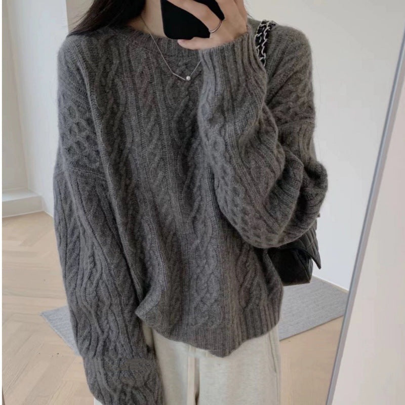 Damen Oversize Zopfmuster‑Pullover mit Rundhalsausschnitt und lässiger Schulterpartie Echoarchiv