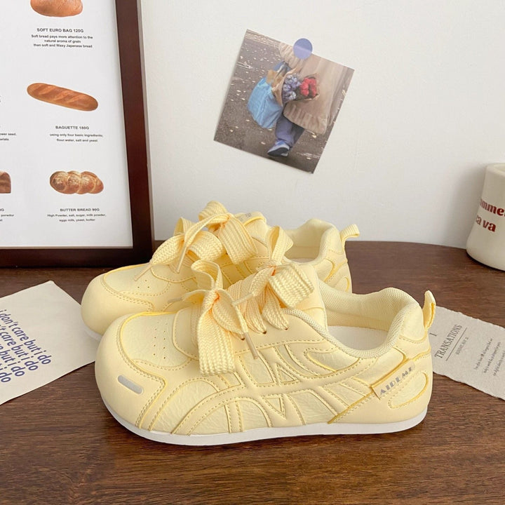 Damen Komfortable Sneakers mit verspieltem Schnürdesign Echo Archiv