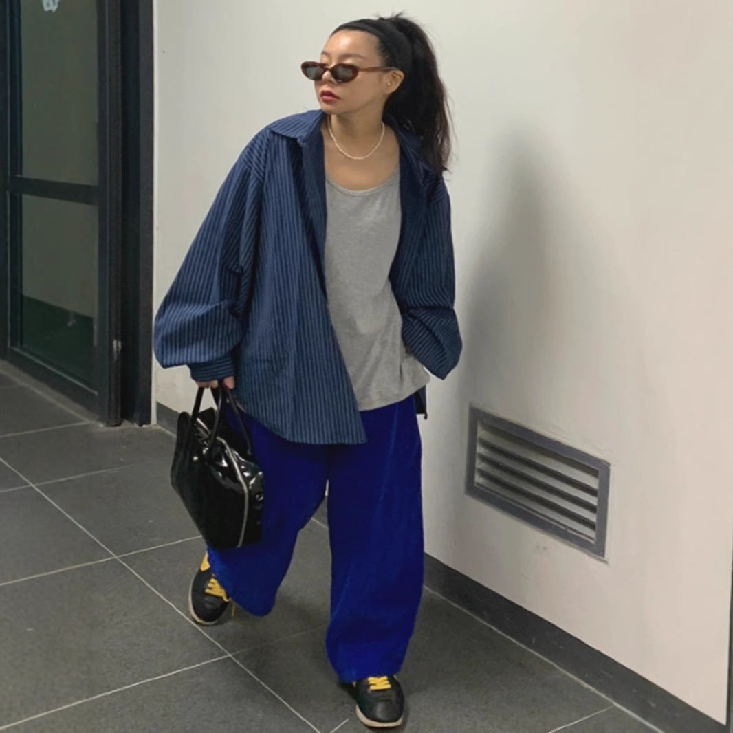 Damen Oversize-Hemd mit feiner Nadelstreifen-Optik, gerundetem Saum und überschnittener Schulter – Maréline