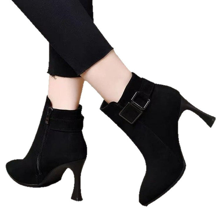Damen Elegante Stiefeletten mit hohem Absatz und Schnallen-Detail Echo Archiv