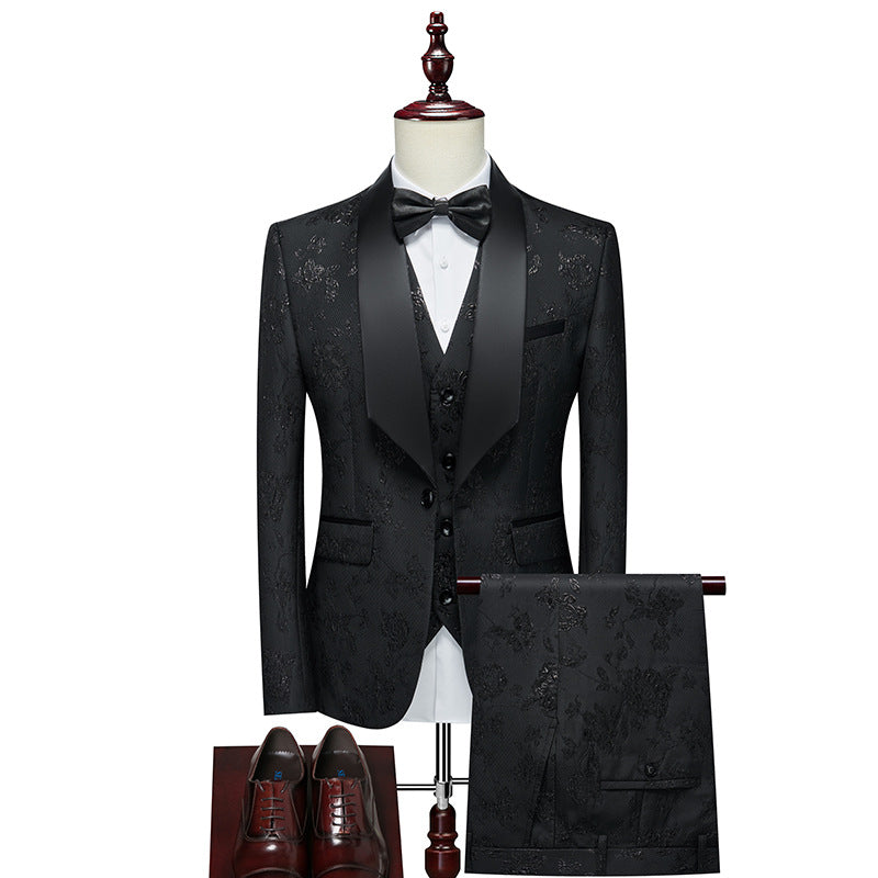 Herren Luxuriöses dreiteiliges Smoking-Set mit Schalrevers und Blumen-Jacquard Echo Archiv