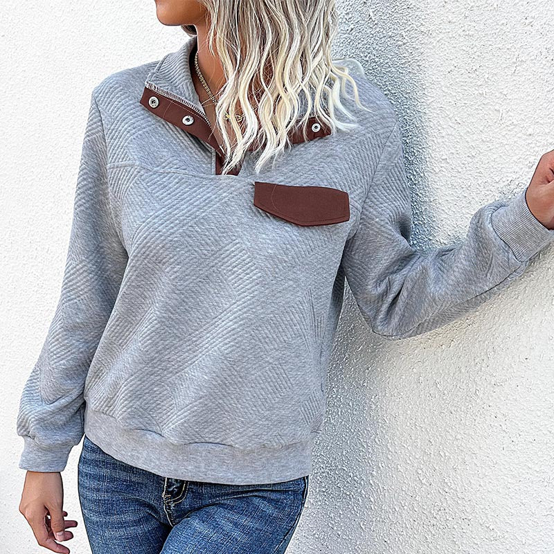 Damen Strukturierter Sweatpullover mit Stehkragen, Druckknopfleiste und Brustklappe – Mavelle
