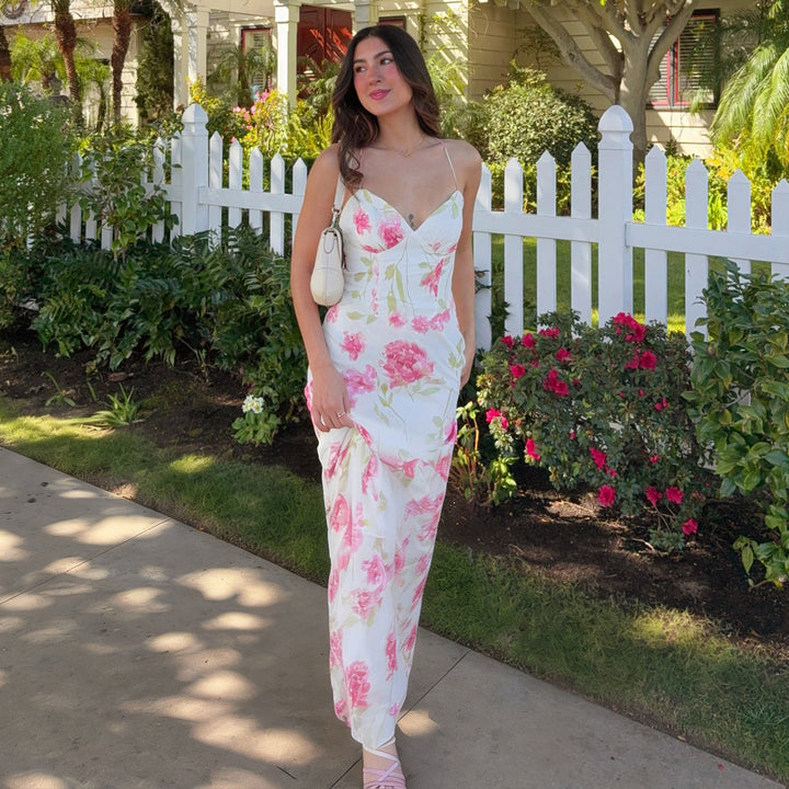 Damen elegantes Maxikleid mit zartem Blumenmuster und Spaghettiträgern Echo Archiv
