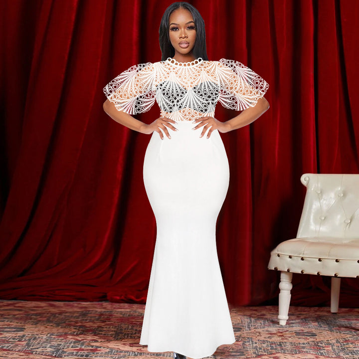 Damen Elegantes Maxikleid mit Spitzenoberteil und voluminösen Ärmeln Echo Archiv