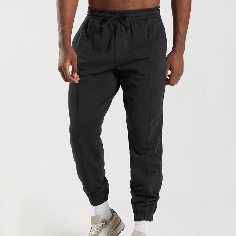 Herren sportliche Jogginghose mit elastischem Bund und seitlichen Taschen Echoarchiv