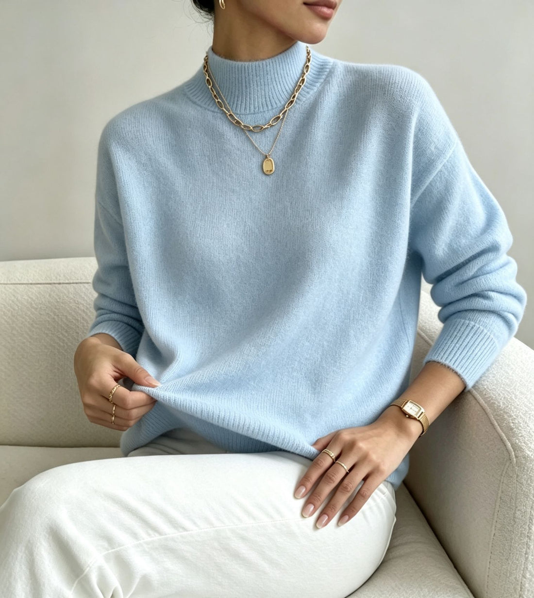 Damen kuscheliger Feinstrickpullover mit Stehkragen und überschnittener Schulter – Mavelle