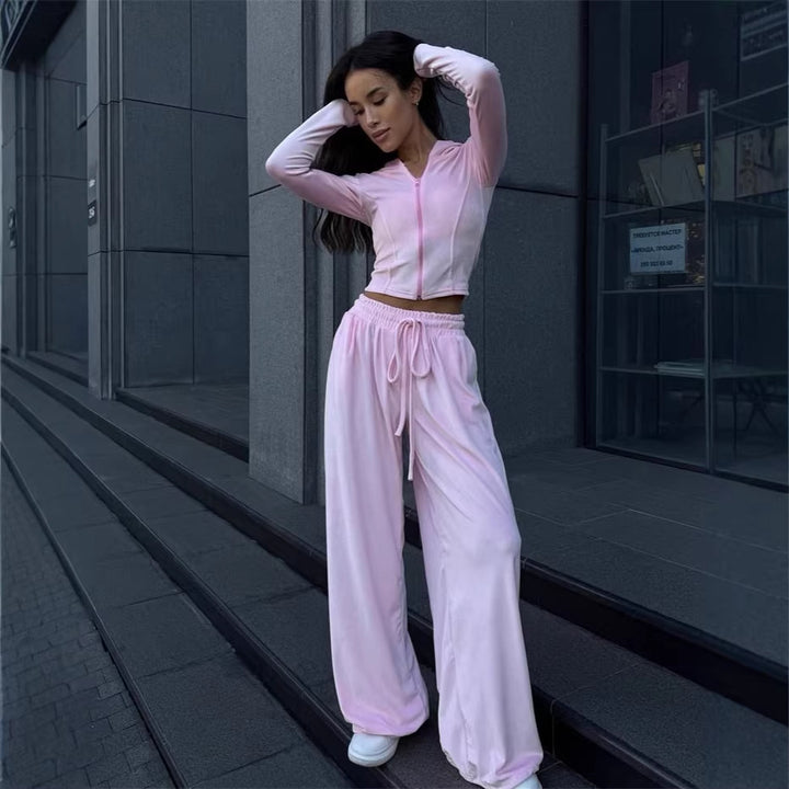 Damen Lounge-Set mit taillierter Kapuzenjacke und extraweiter Palazzo-Jogginghose – Élanora