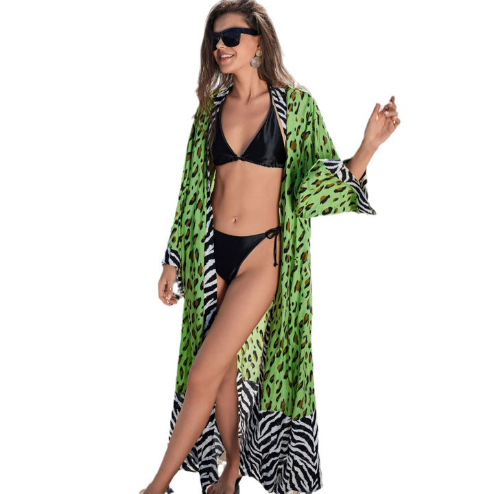 Damen modischer Strandkimono mit auffälligen Mustern Echo Archiv