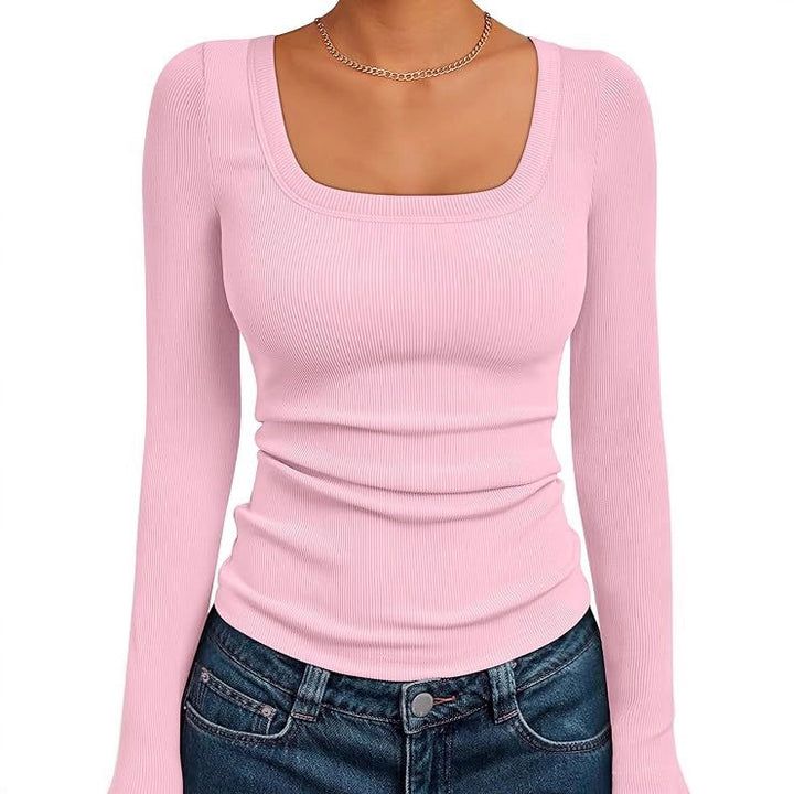 Damen Figurnahes Ripp-Langarmshirt mit weitem Carré-Ausschnitt und Stretch-Baumwollmix – Avérine