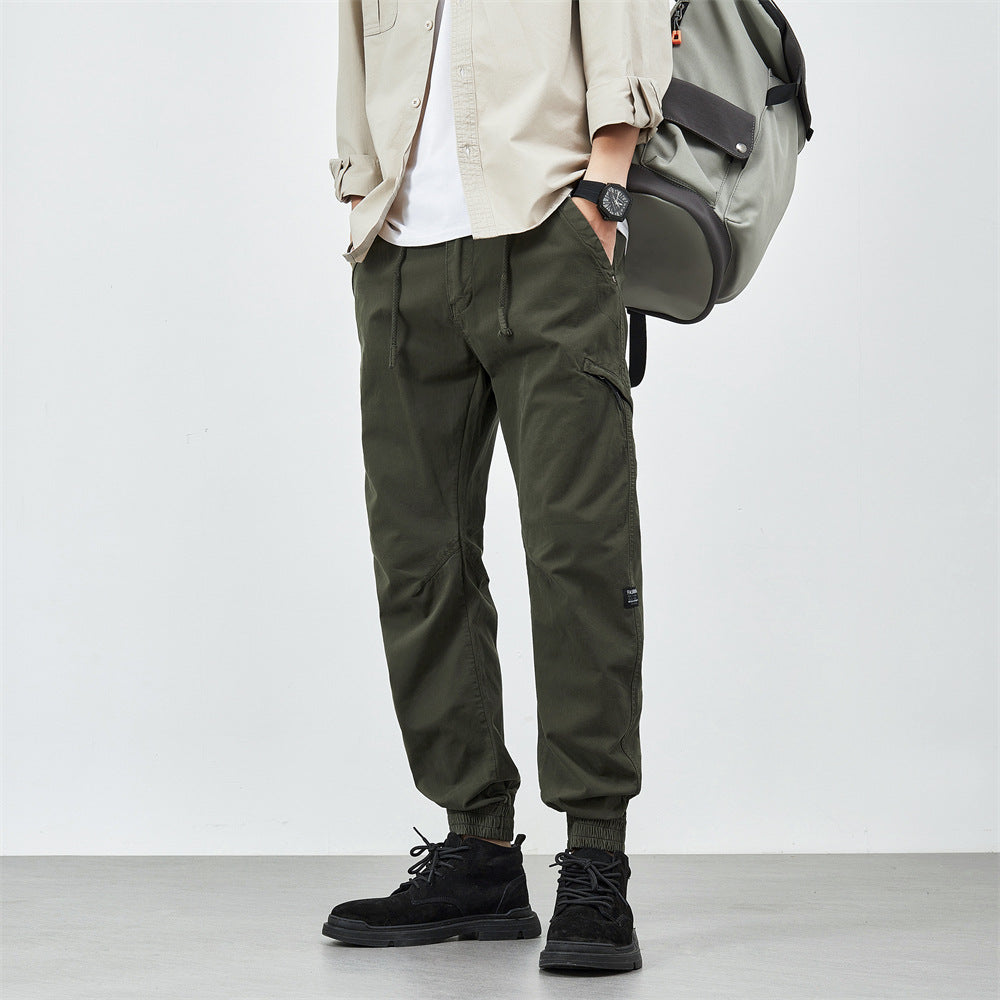 Herren Freizeithose mit elastischem Bündchen und funktionalen Taschen Echoarchiv