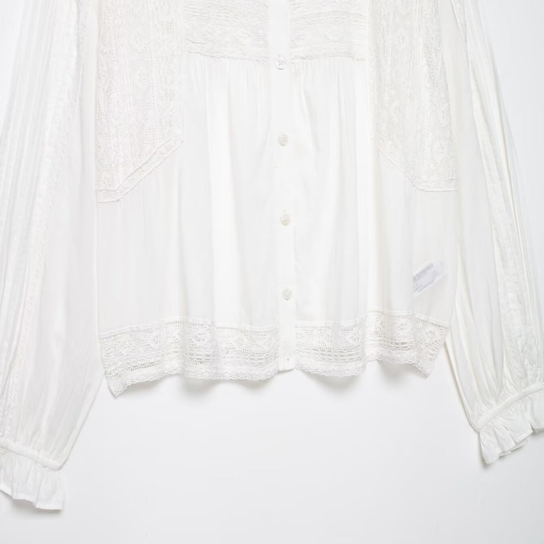Damen Romantische Spitzenbluse mit Plisseefront, Spitzenpanelen und Ballonärmeln Echo Archiv