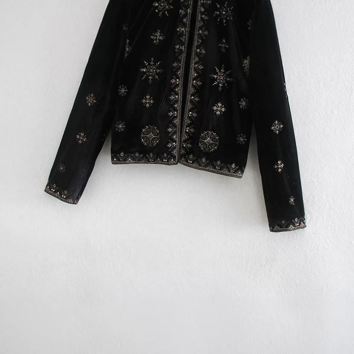Damen Kurze bestickte Samtjacke mit Perlen- und Paillettenverzierung Echoarchiv