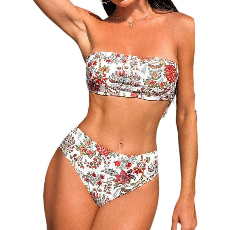Damen Bandeau-Bikini mit hochgeschnittenem Slip und floralen Akzenten Echo Archiv