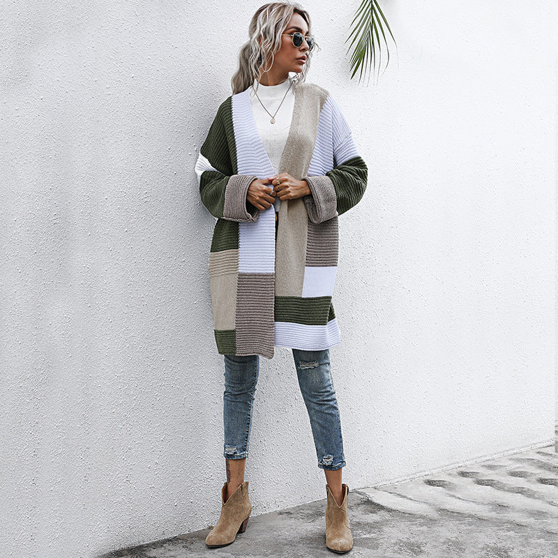 Damen Oversize Strickcardigan mit Colorblock‑Patchwork und offener Front Echoarchiv