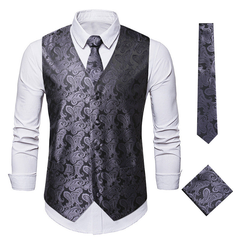 Herren elegante Anzugweste mit eleganten Paisley-Muster und passendem Zubehör Echoarchiv