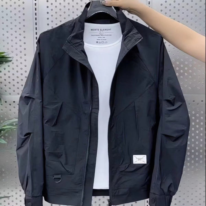Unisex leichte Freizeitjacke mit funktionalen Taschen und sportlichem Schnitt Echoarchiv
