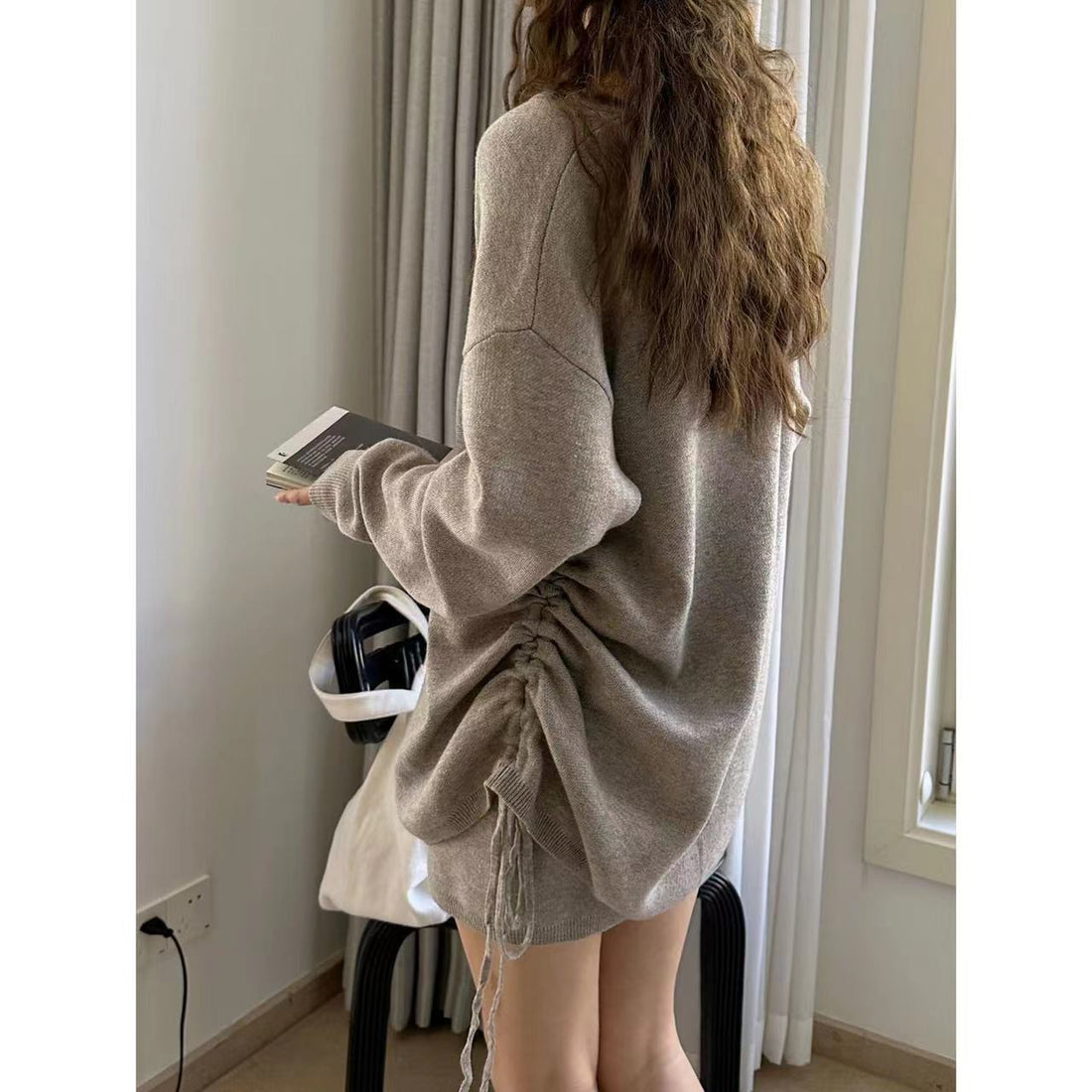Damen Oversized V-Ausschnitt Feinstrick-Longpullover mit Seitenschlitzen Echoarchiv
