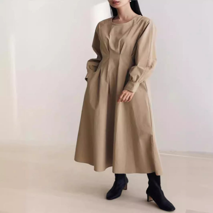 Damen Maxikleid mit Taillenabnähern, Rundhalsausschnitt und voluminösen Manschetten Echoarchiv