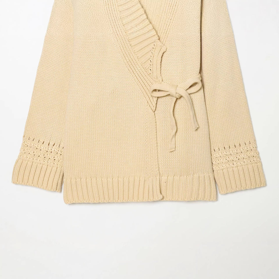 Damen Wickelcardigan mit Schalkragen, Grobstrick und Bindegürtel Echoarchiv