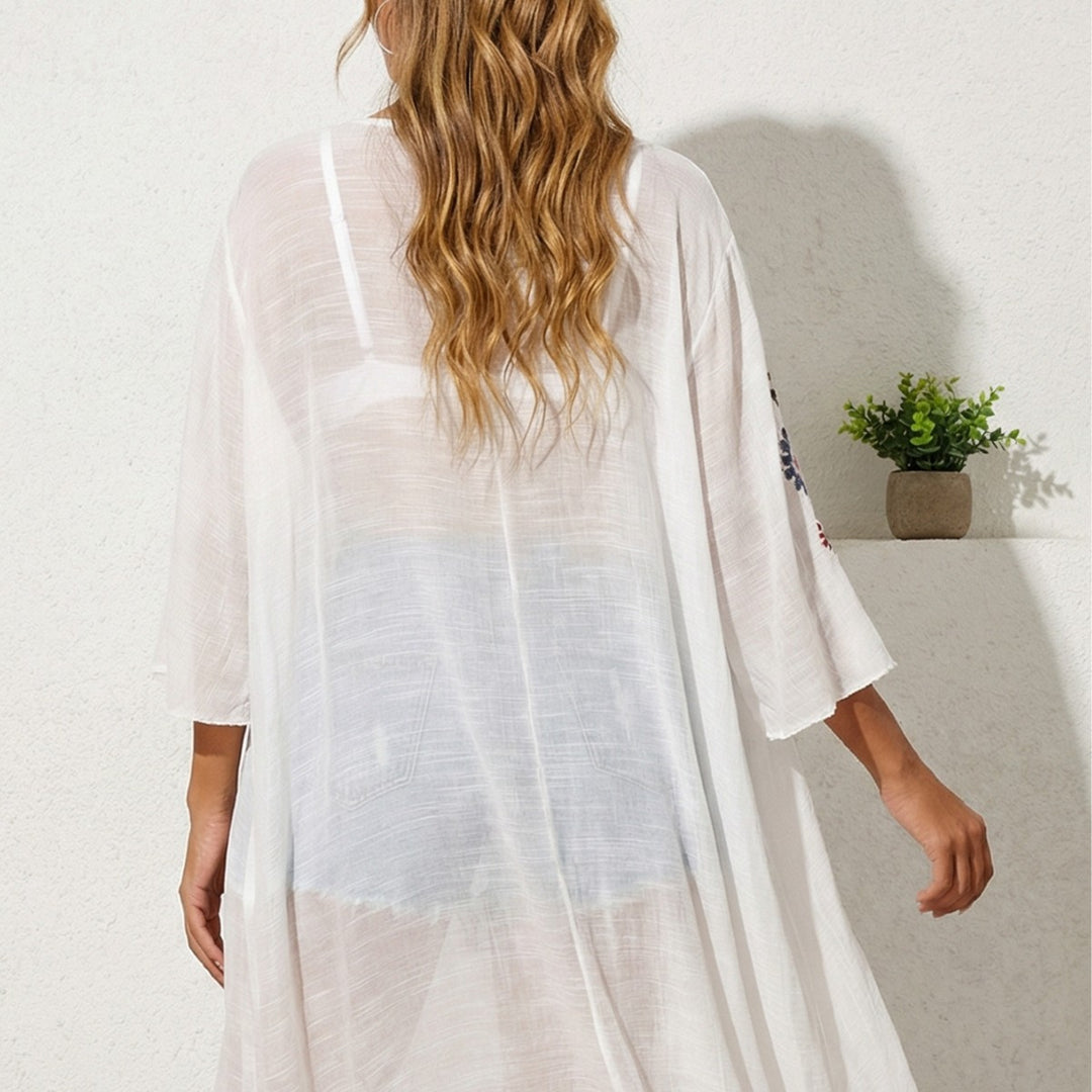 Damen luftiger und eleganter Strandkimono mit floralen Häkelakzenten Echo Archiv