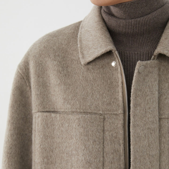 Herren Kurzjacke aus Wollmix mit Kastenform, Brusttaschen und verdecktem Reißverschluss Echoarchiv