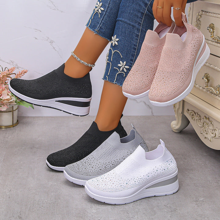 Damen Strick‑Slip‑On‑Sneaker mit verstecktem Keil und Glitzerapplikation Echo Archiv
