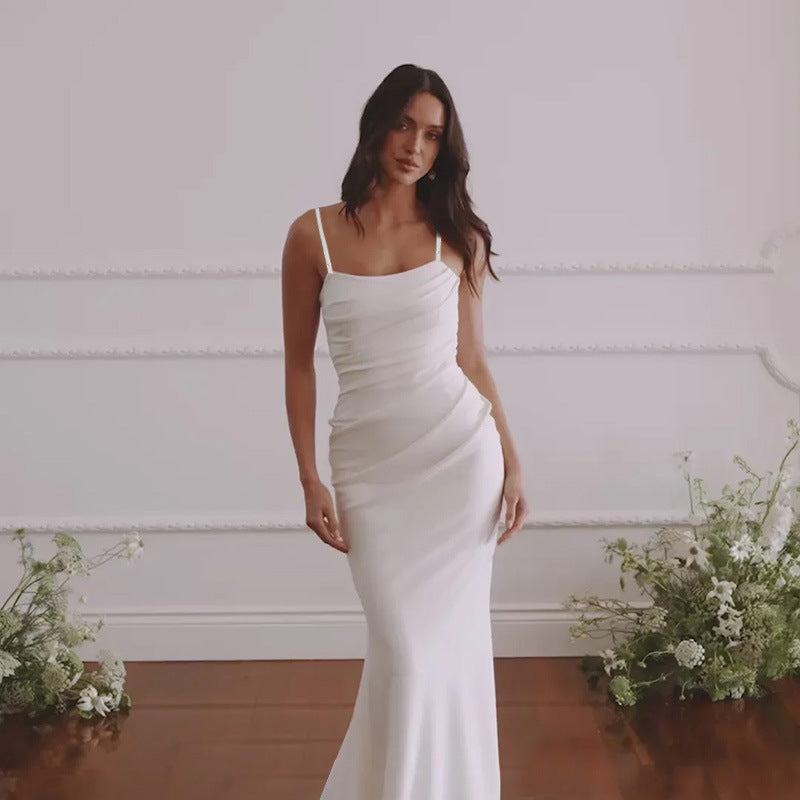 Damen Fließendes Maxikleid mit asymmetrischem Schnitt und eleganter Drapierung Echo Archiv