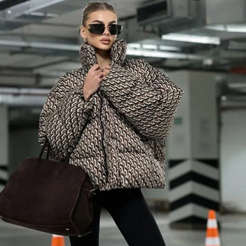 Damen Kurz gesteppte Oversize-Steppjacke mit hohem Schalkragen Echoarchiv