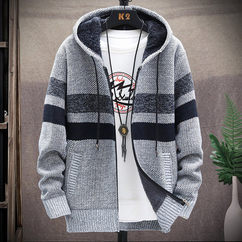 Herren Strickjacke mit Kapuze und Taschen Echoarchiv