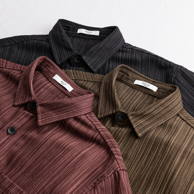 Herren Cord-Overshirt mit feiner Streifenstruktur und aufgesetzter Brusttasche Echoarchiv
