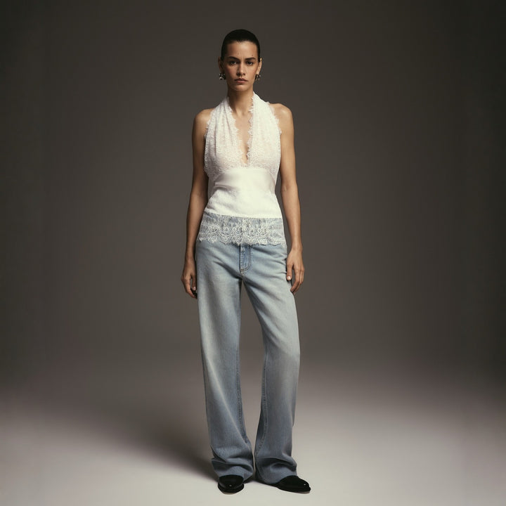 Damen Elegantes Oberteil mit Spitzendetails und tiefem V-Ausschnitt Echo Archiv