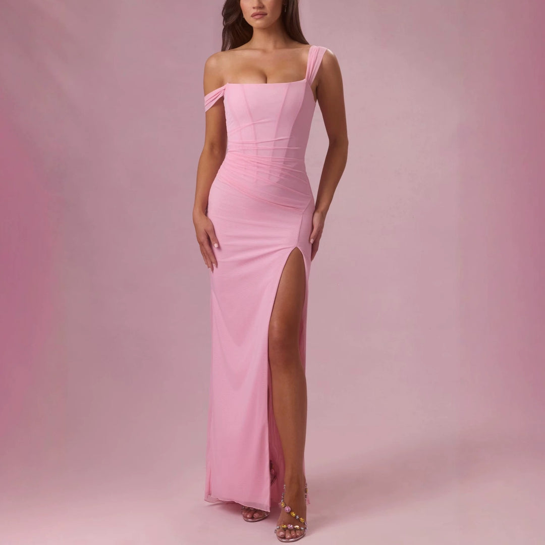 Damen Elegantes Maxikleid mit tiefem Schlitz und Rüschendetails Echo Archiv