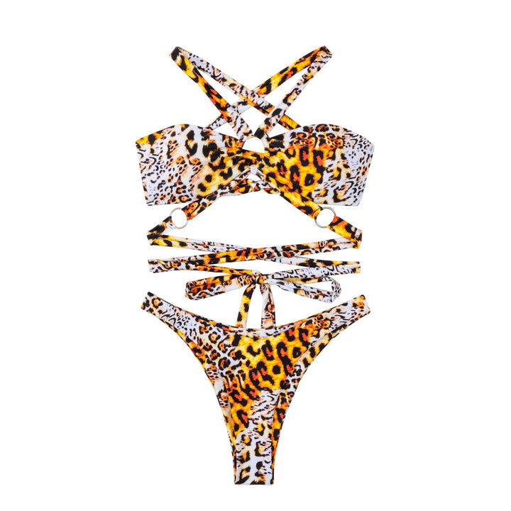 Damen Bandeau-Bikini mit modischem Schnitt und Ringdetails Echo Archiv
