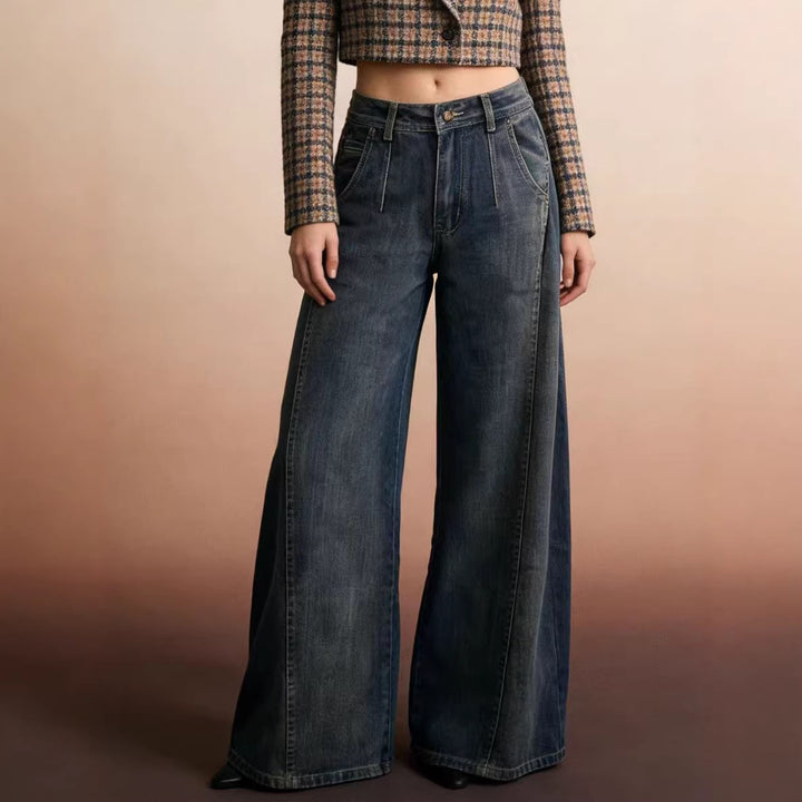 Damen weite Denim-Jeans mit hohem Bund und klassischem Schnitt Echo Archiv