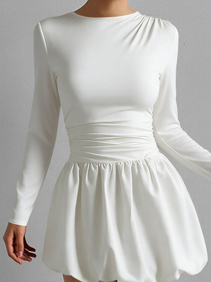 Damen Figurumspielendes Kleid mit langen Ärmeln und gerafftem Saum Echo Archiv