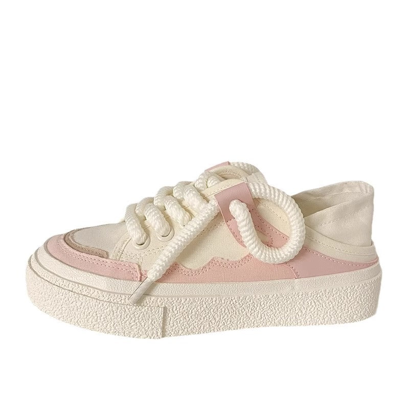 Damen Sneakers mit dickem Profil und innovativen Schnürdetails Echo Archiv