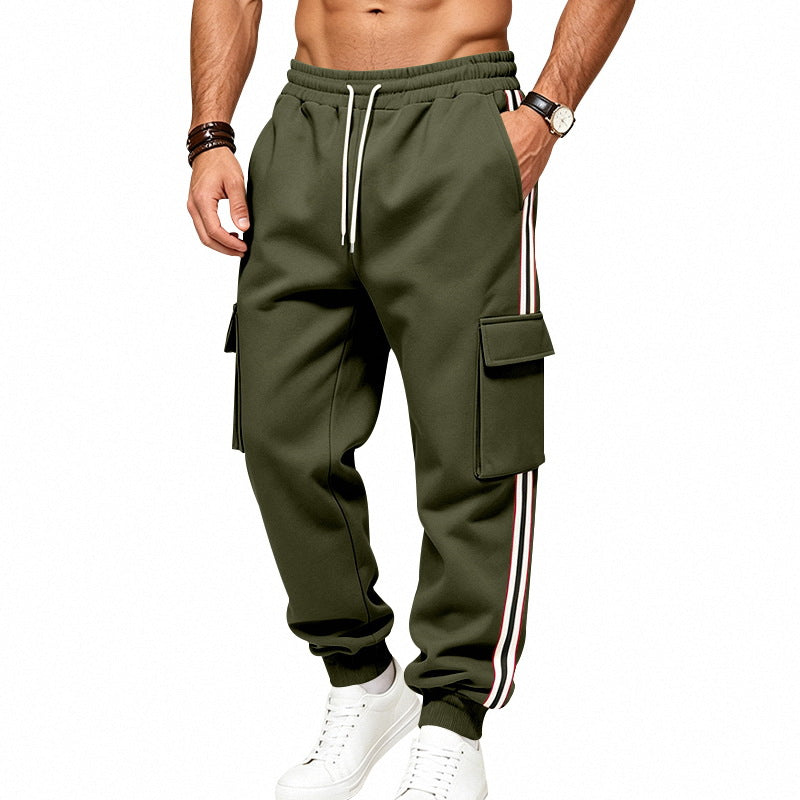 Herren Cargo-Jogginghose mit Cargo-Taschen und seitlichen Kontraststreifen Echoarchiv