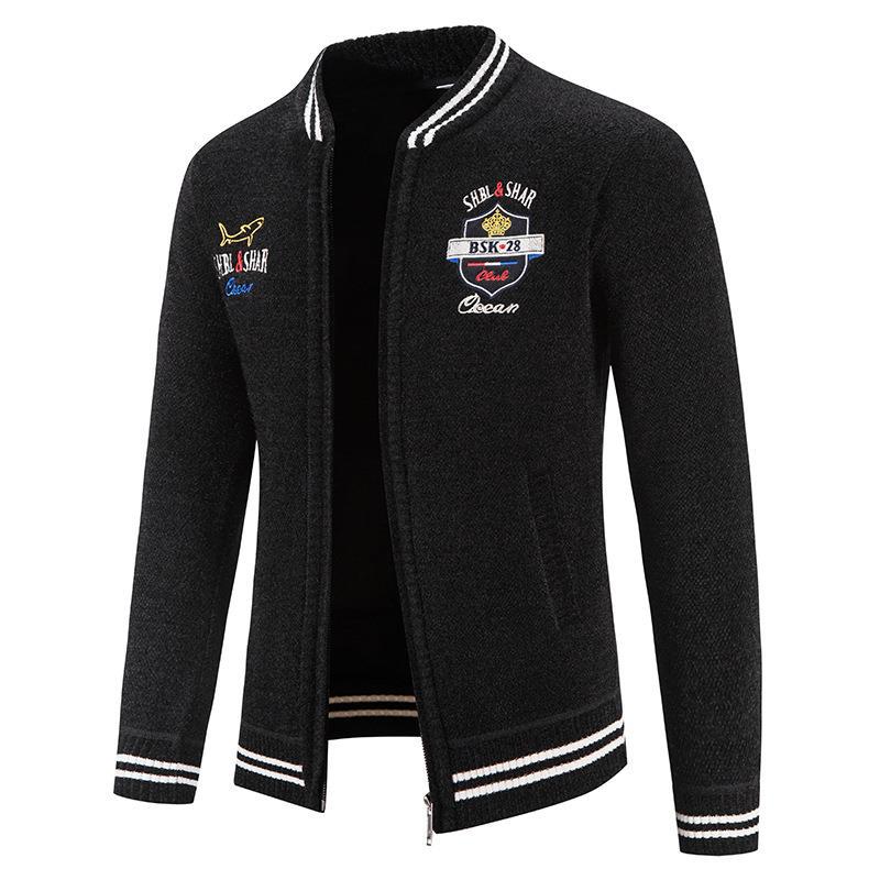 Herren sportliche Strickjacke mit Stehkragen und abwechslungsreicher Stickerei Echoarchiv