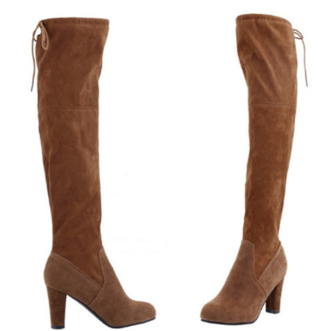 Damen  Overknee-Stiefel aus Veloursleder mit elastischem Schaft und mittelhohem Blockabsatz Echo Archiv