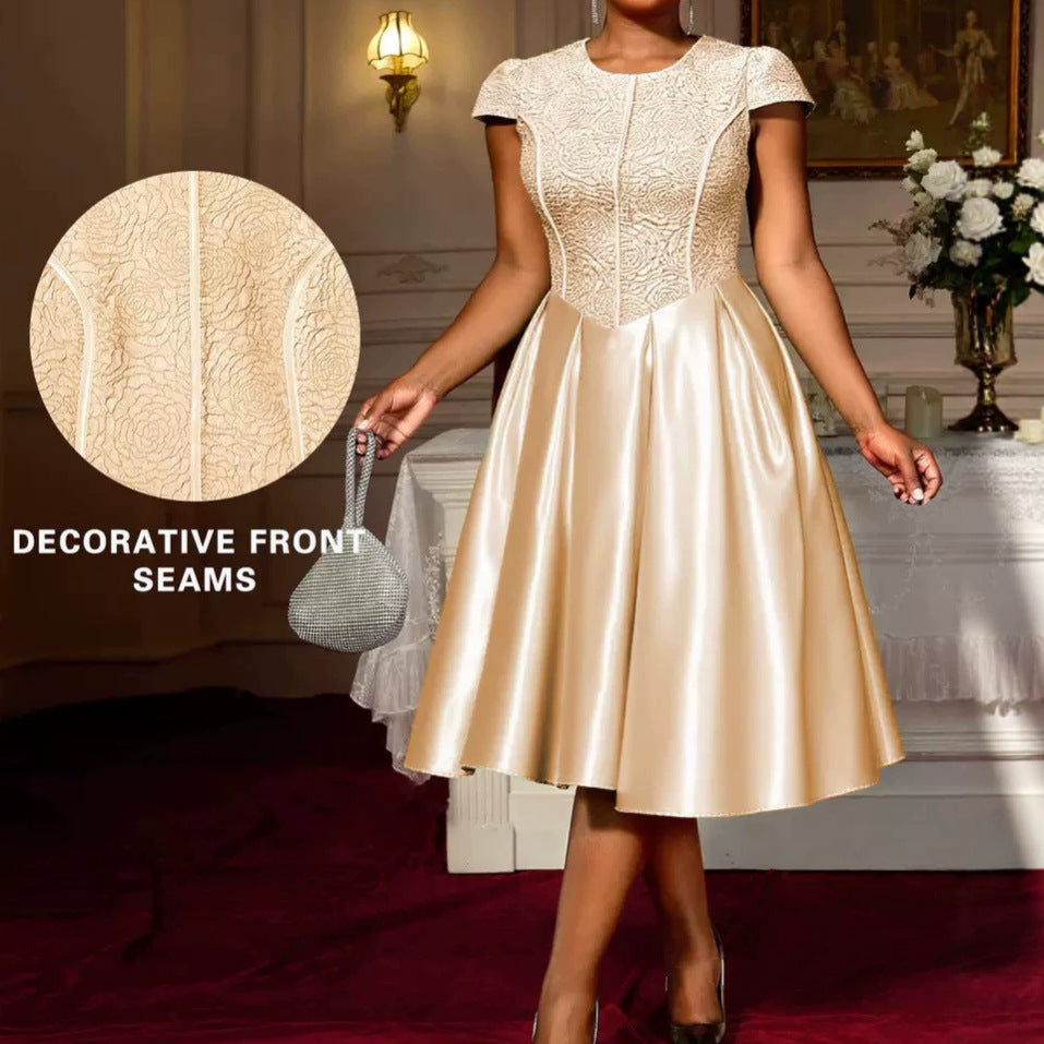 Damen A-Linien Kleid mit elegantem Spitzenoberteil und schimmerndem Rock Echo Archiv