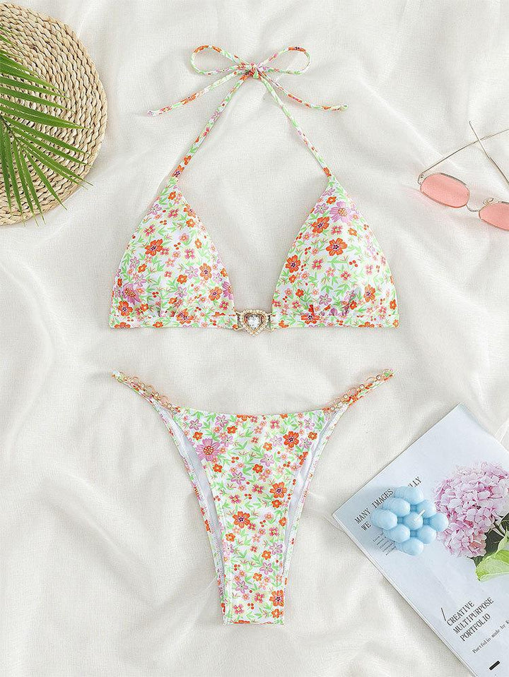 Damen Triangel-Bikini mit dekorativen Kettendetails und floralen Akzenten Echo Archiv